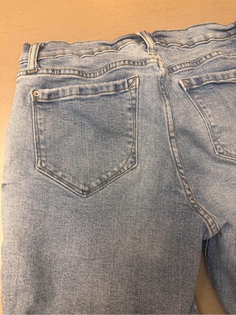 Kensie the short Blue Denim Rolled-Hem Shorts 7 inch inseam EUC - Picture 5 of 7